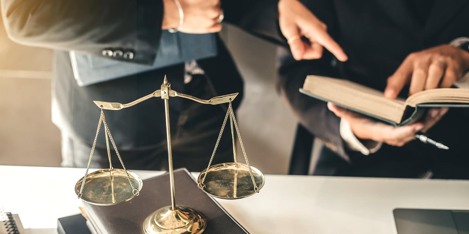 Abogados de Bienes Raíces en La Florida: Tu Mejor Aliado